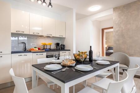 Cocina y comedor