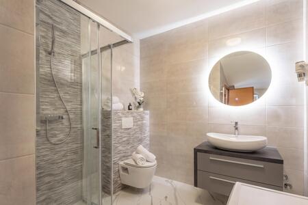 Baño con ducha