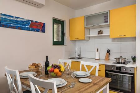 Cocina y comedor