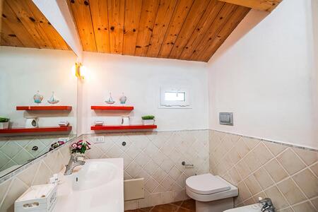 Bagno con doccia