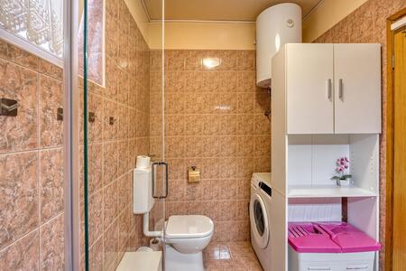 Bagno con doccia