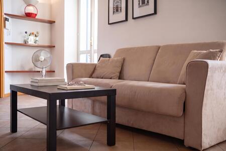 Divano letto (zona notte per monolocale)