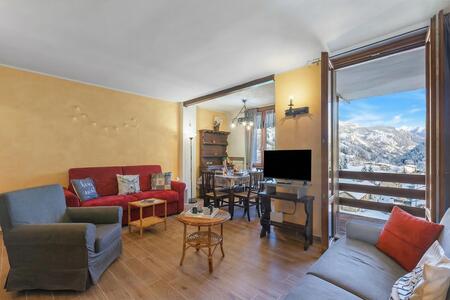 Living and dining room