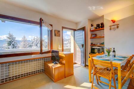 Living and dining room