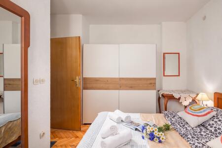 Second bedroom