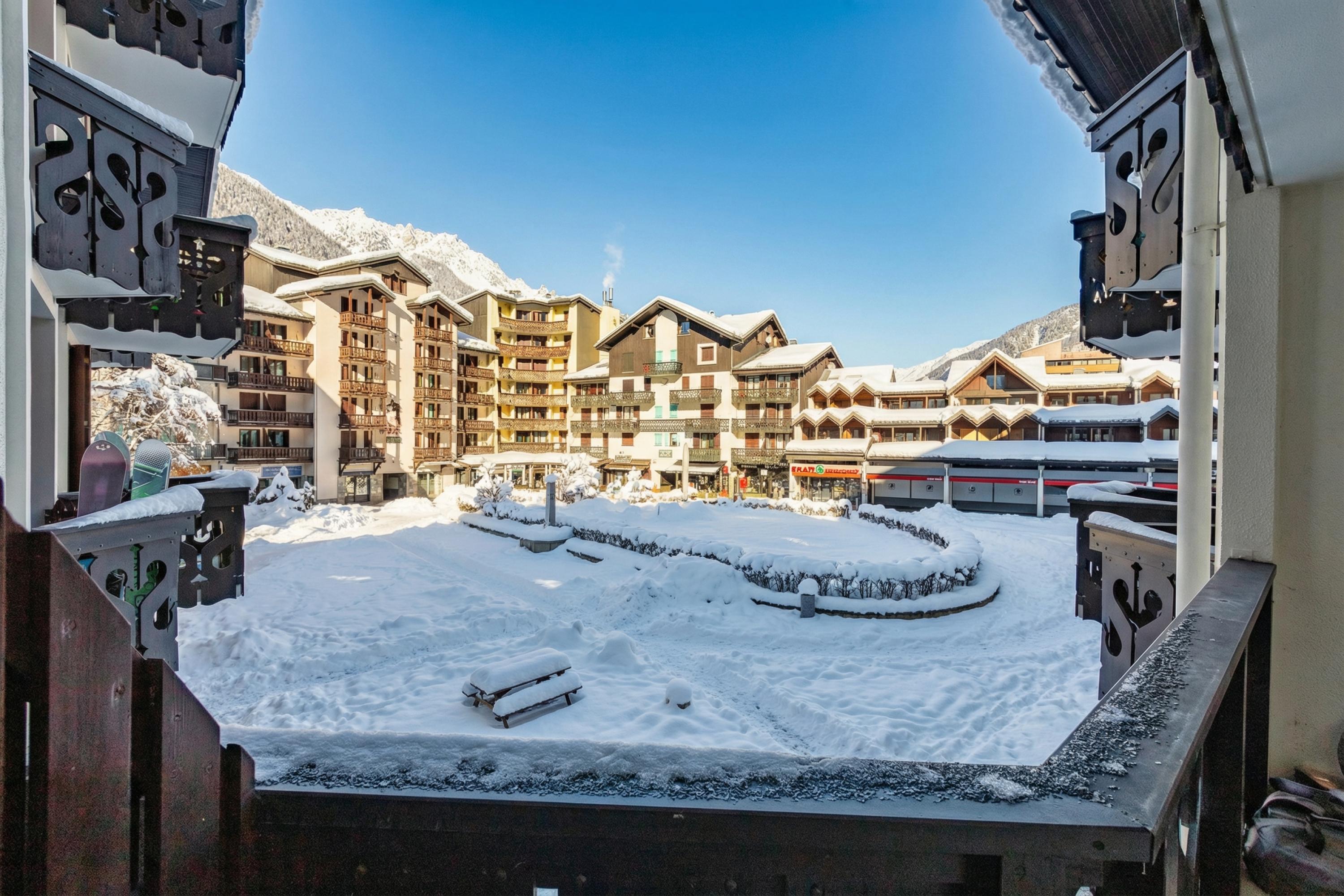 Chamonix Sud - Triolet A109 -Free cancellation D-7 - 17