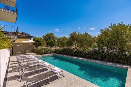 Piscina comunitaria