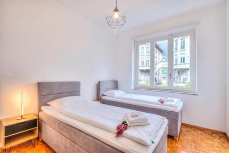 Twin bedroom