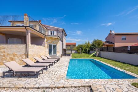 Shared pool