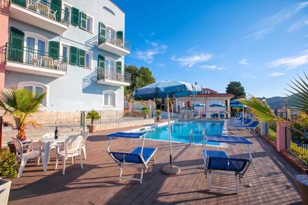 Piscina condivisa